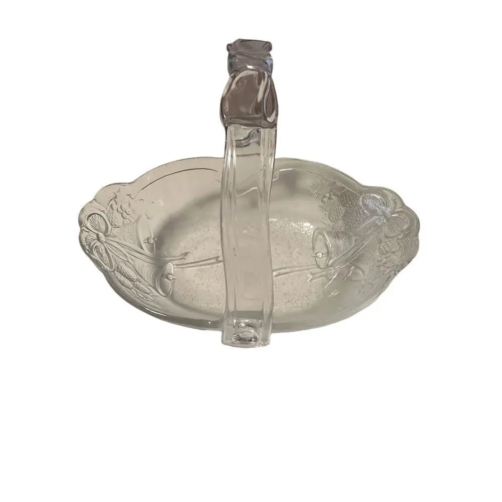 Mikasa Christmas Crystal Basket with Plastic Handle